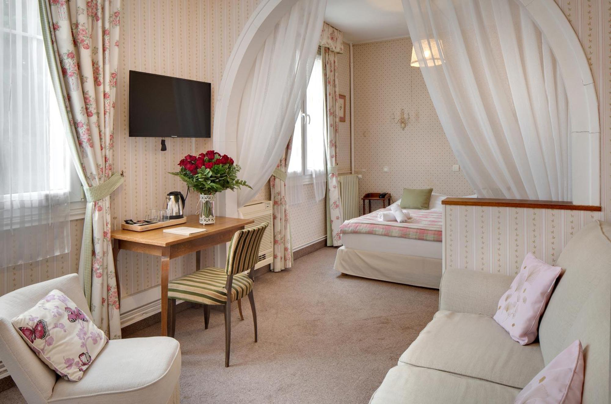 Hotel La Roseraie 쉬농스 외부 사진